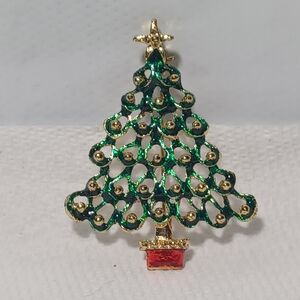 Vintage Christmas Tree Brooch - Green and Red Enameling On Goldtone Metal